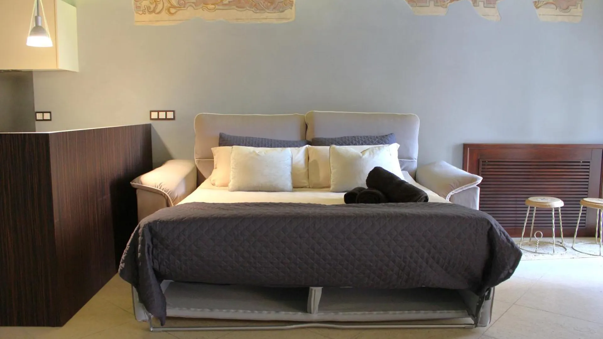 Verona Luxury Flats , Piazza Erbe With Balcony On Main Square