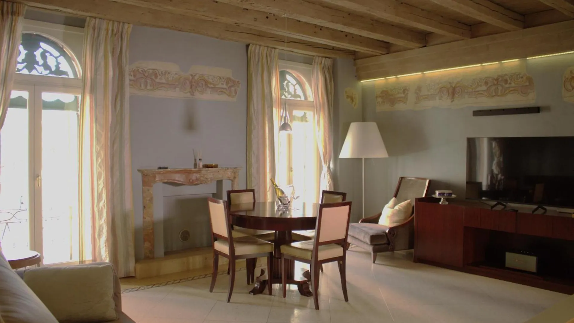 Appartamento Verona Luxury Flats , Piazza Erbe With Balcony On Main Square